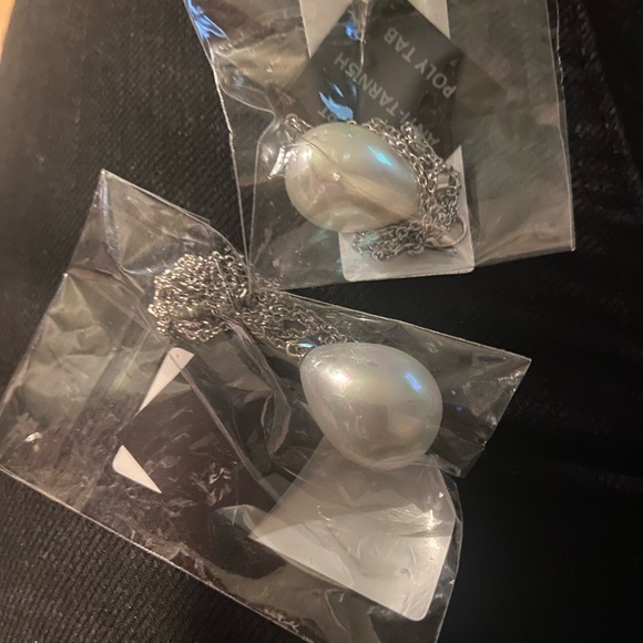 Sterling Silver necklace with white shell pearl - Picture 4 of 4